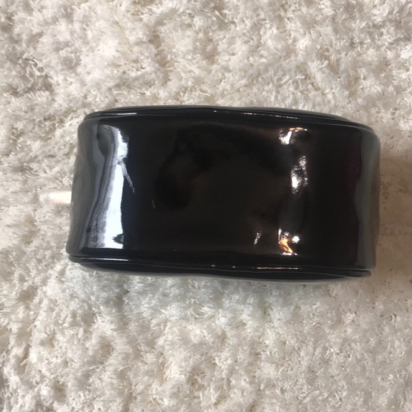 Tory Burch Patent Cosmetic Case - Picture 3 of 4